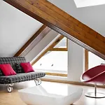 Precioso Atico Con Vistas L Wifi L P L Trastero Lägenhet Sallent de Gállego