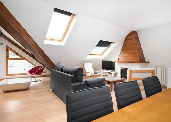 Lägenhet Precioso Atico Con Vistas L Wifi L P L Trastero Sallent de Gállego